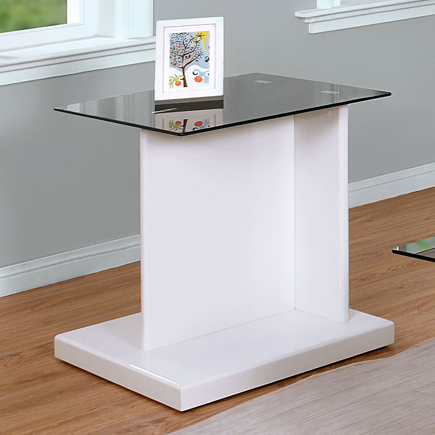 Furniture of America MANNEDORF End Table